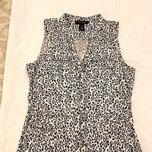 White House Black Market top size medium